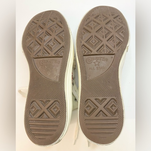 Comme Des Garcons PLAY X Chuck 70 Heart High Top Unisex  Sneaker  M7/WMN9 - Picture 14 of 17